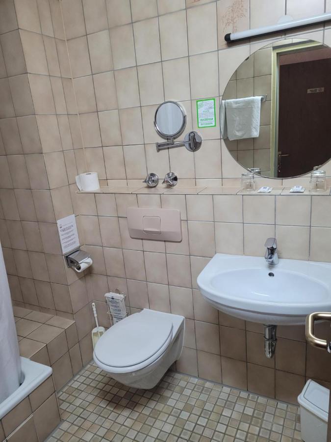 Hotel Restaurant Ruppert Walluf Dış mekan fotoğraf