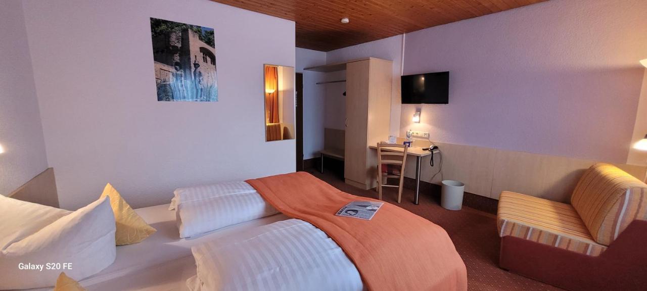 Hotel Restaurant Ruppert Walluf Dış mekan fotoğraf